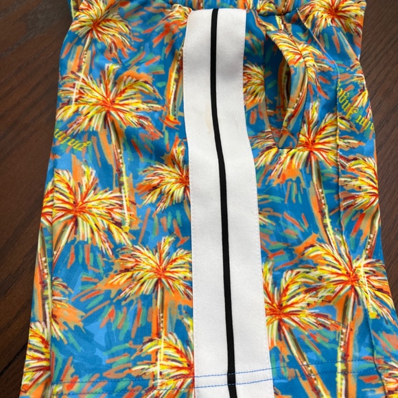 Palm Angels palm tree track shorts w/matching tee - Picture 3 of 4